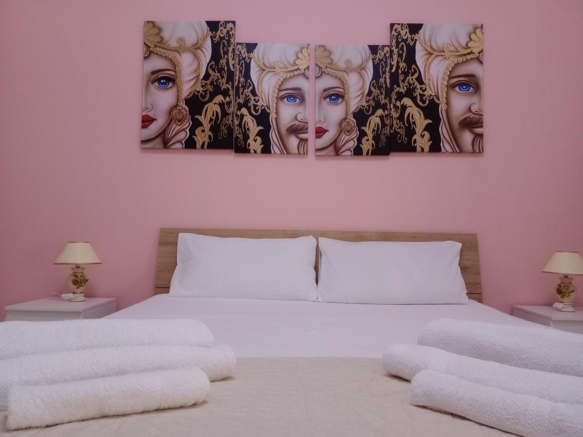 La Valigia Sul Letto Bed & Breakfast Catania Bagian luar foto